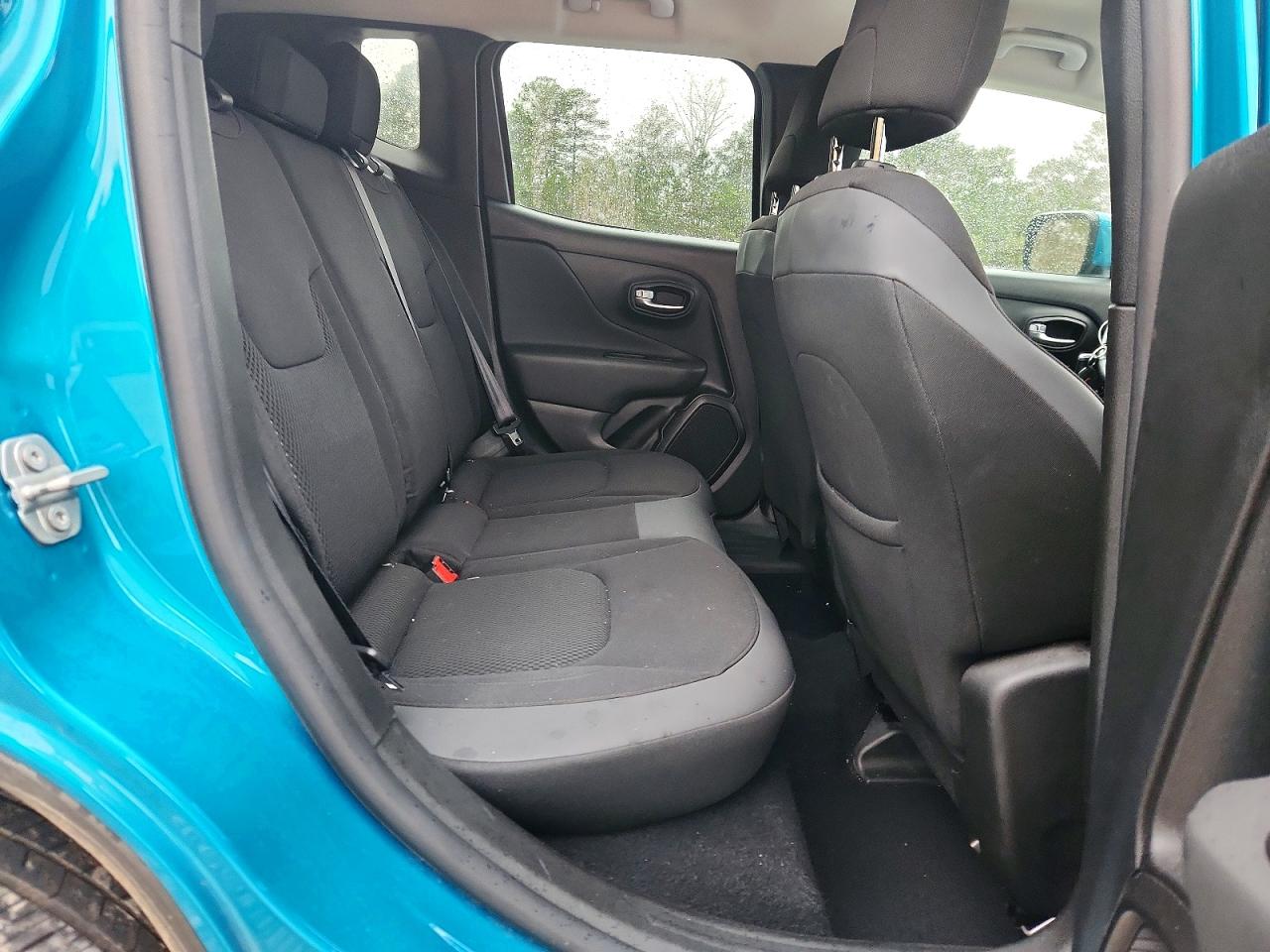2020 JEEP RENEGADE LATITUDE photo 11
