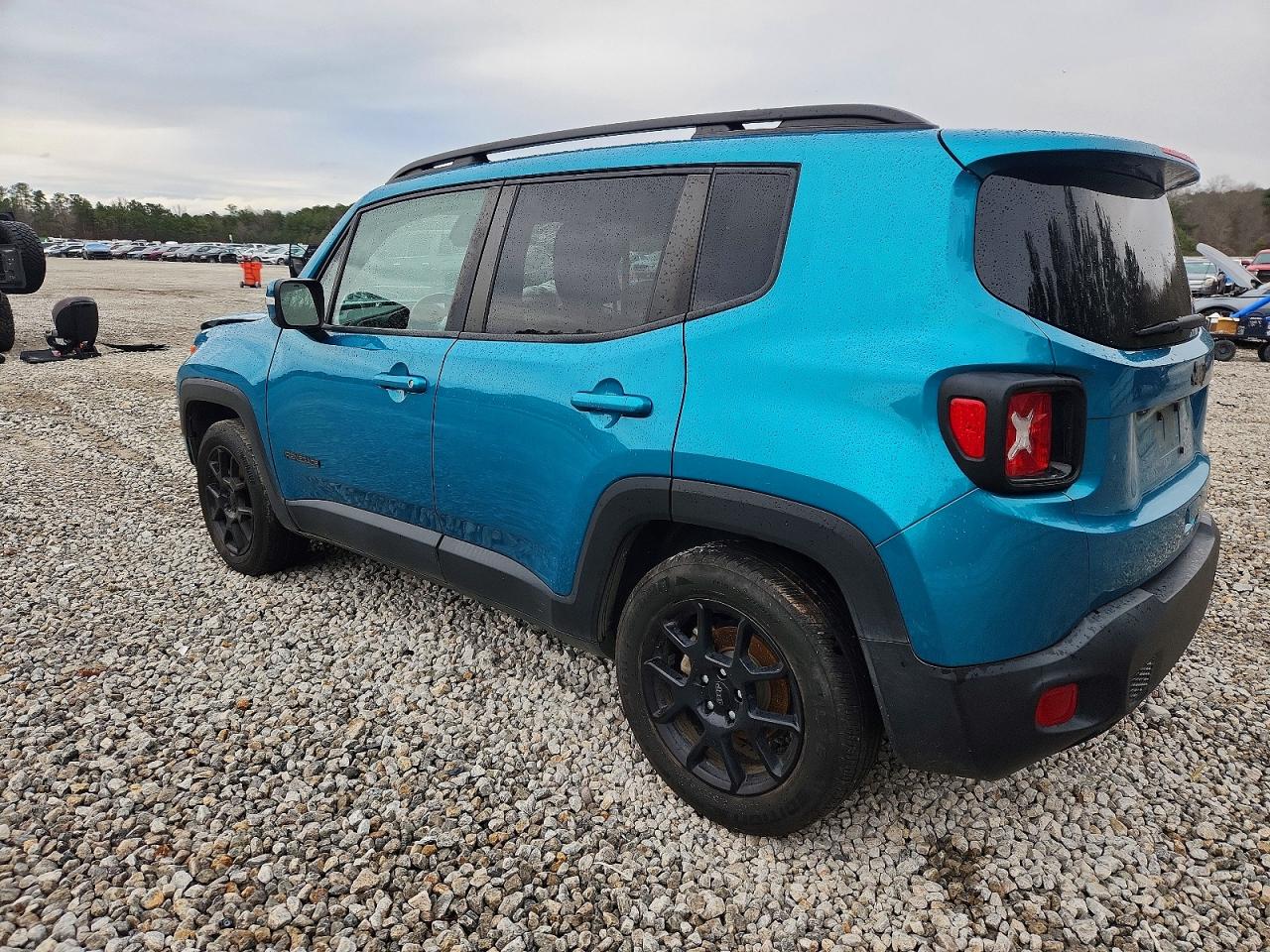 2020 JEEP RENEGADE LATITUDE photo 2
