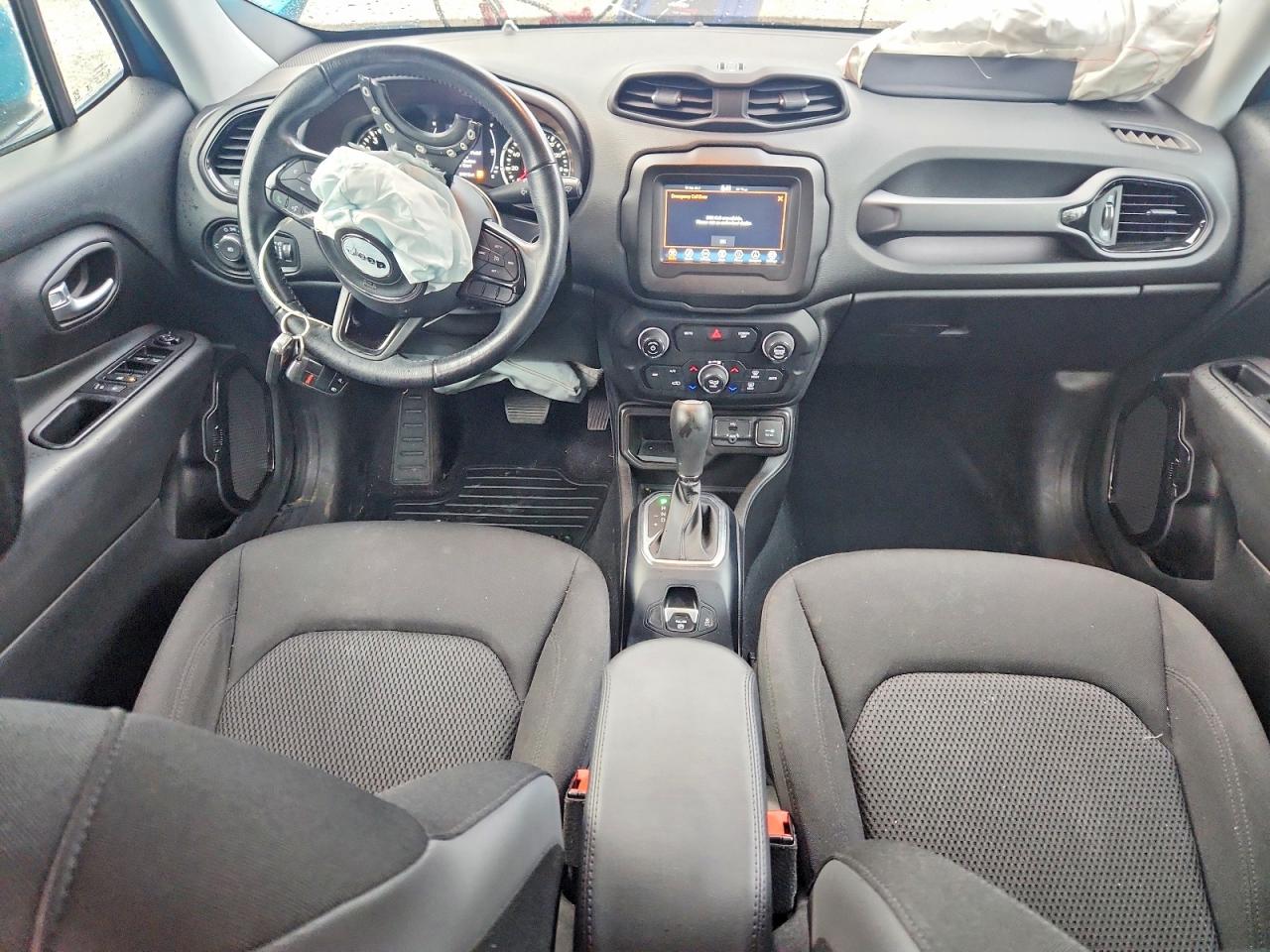 2020 JEEP RENEGADE LATITUDE photo 8