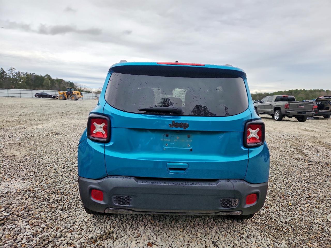 2020 JEEP RENEGADE LATITUDE photo 6