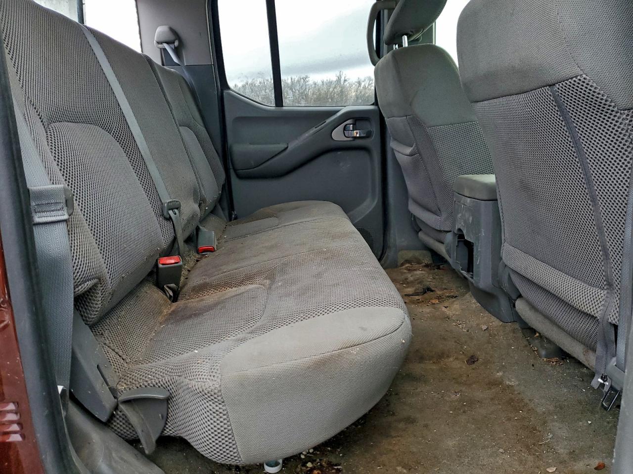 2017 NISSAN FRONTIER S photo 10
