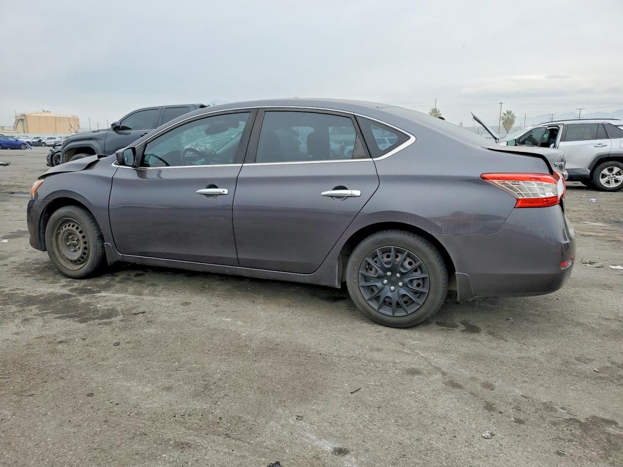 2014 NISSAN SENTRA S photo 2