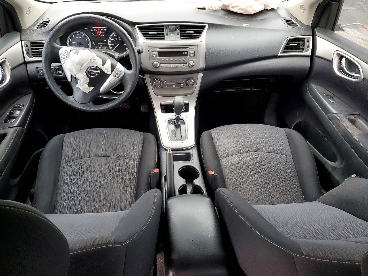 2014 NISSAN SENTRA S photo 8