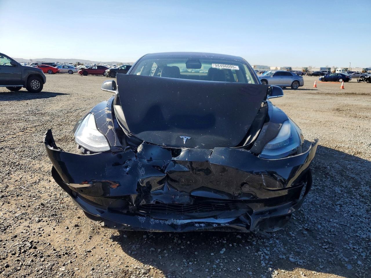 2018 TESLA MODEL 3 photo 9