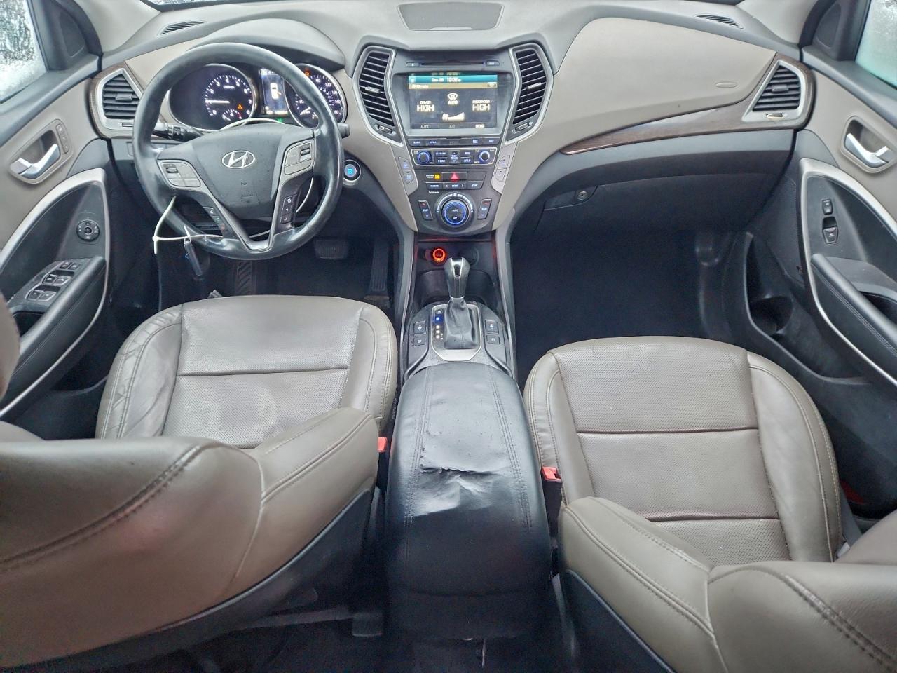 2017 HYUNDAI SANTA FE SPORT photo 8