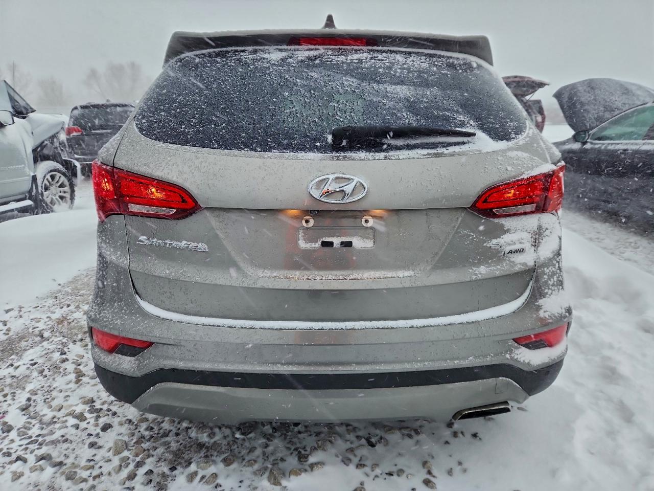 2017 HYUNDAI SANTA FE SPORT photo 6