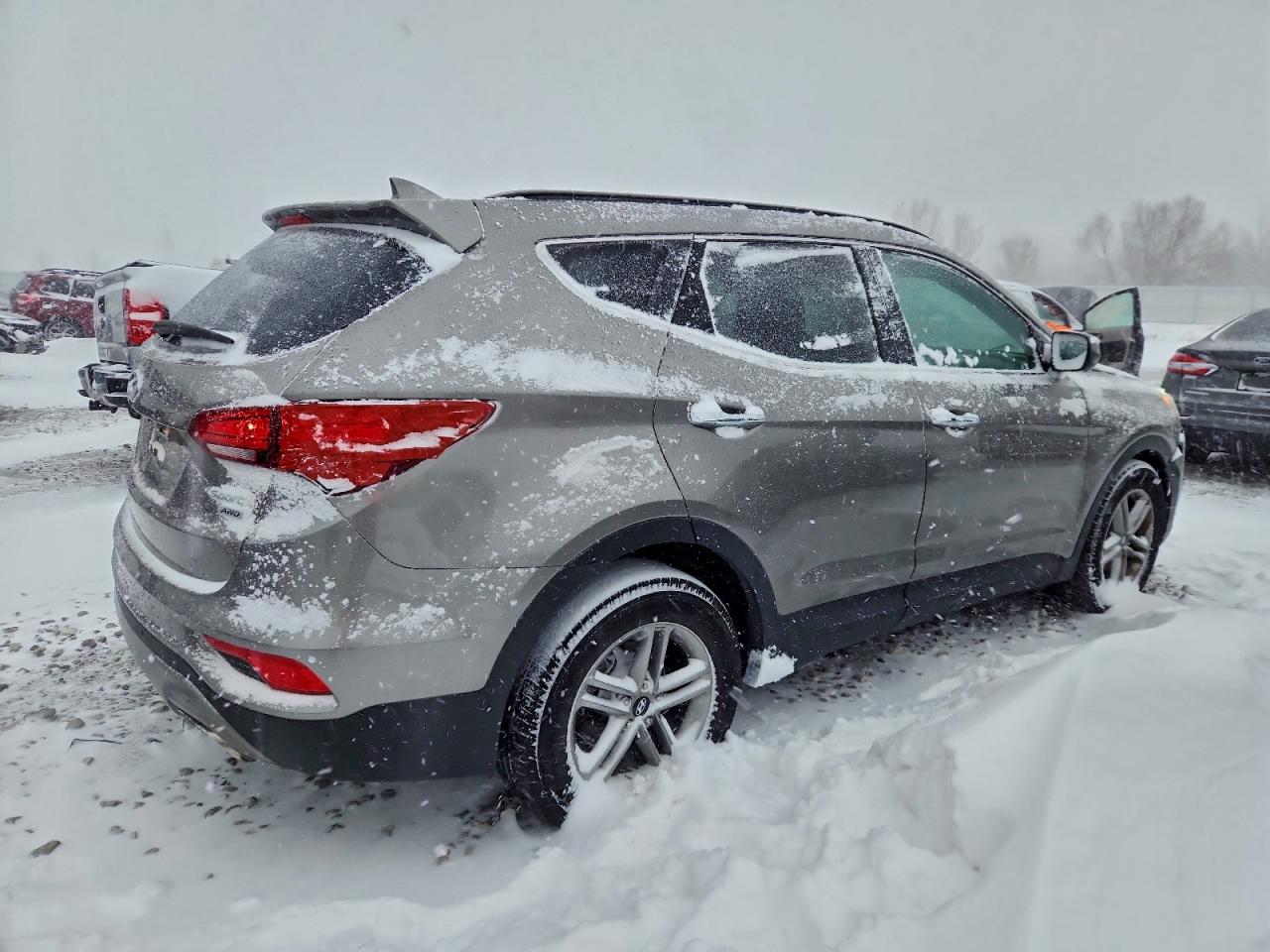 2017 HYUNDAI SANTA FE SPORT photo 3