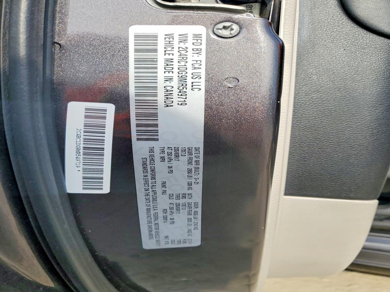 2021 CHRYSLER VOYAGER LXI photo 13
