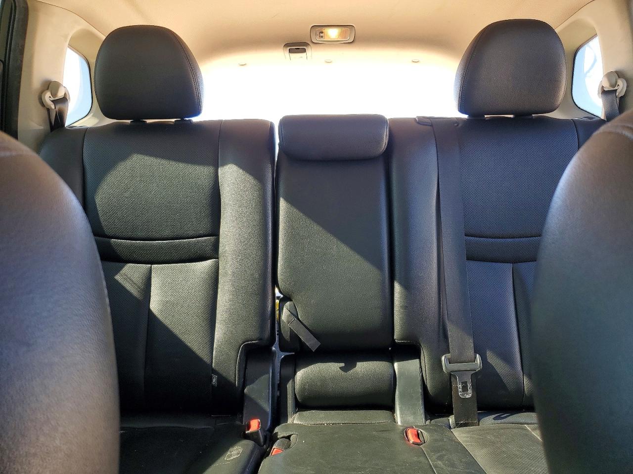 2020 NISSAN ROGUE S photo 28