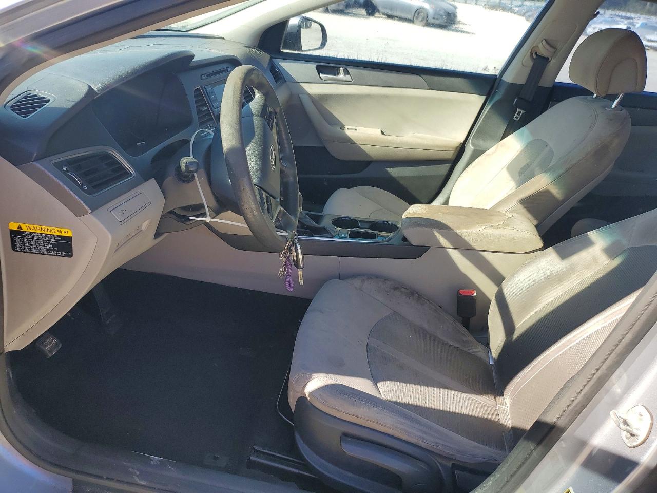 2015 HYUNDAI SONATA SE photo 7