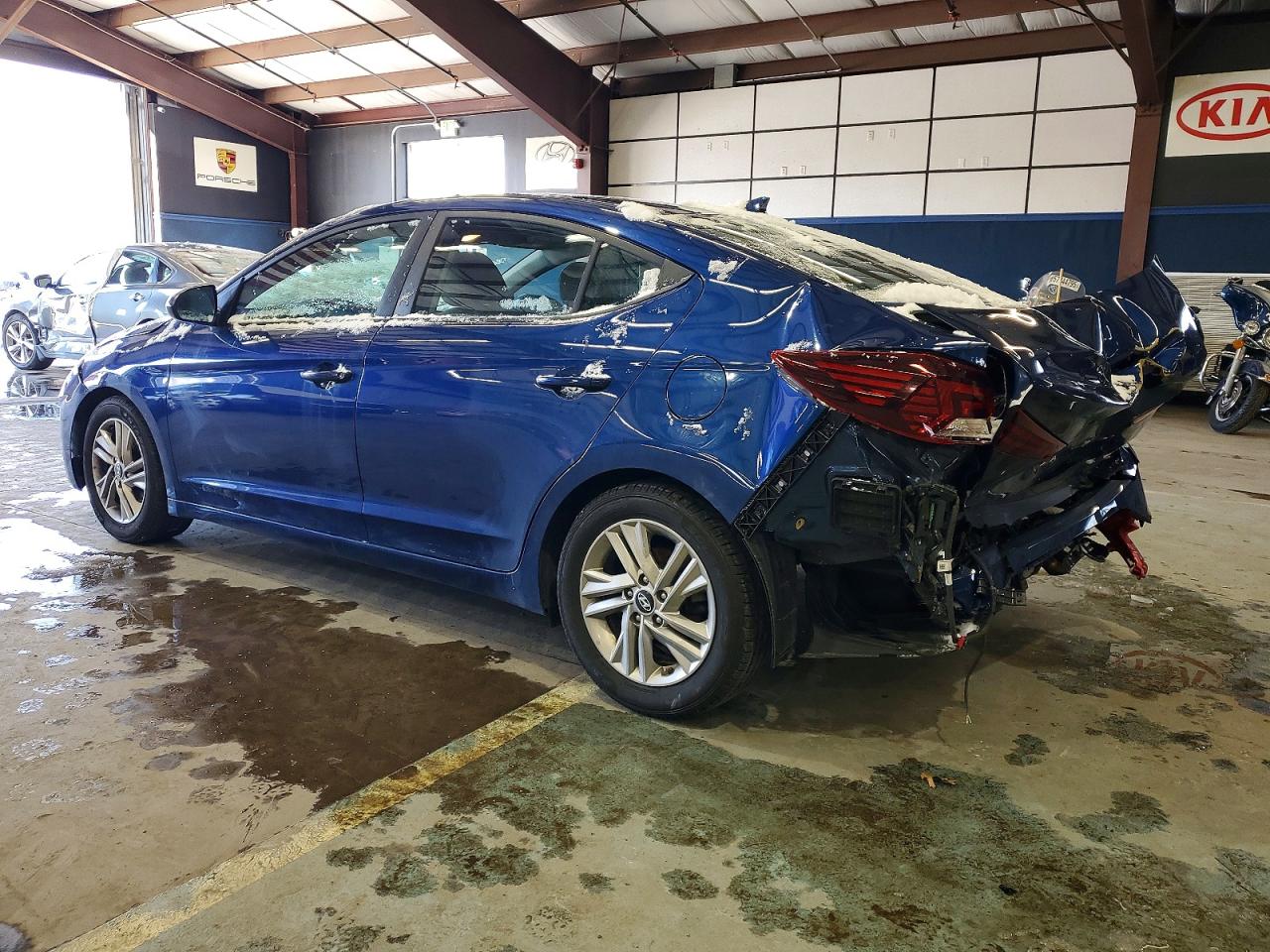 2019 HYUNDAI ELANTRA VALUE EDITION photo 2