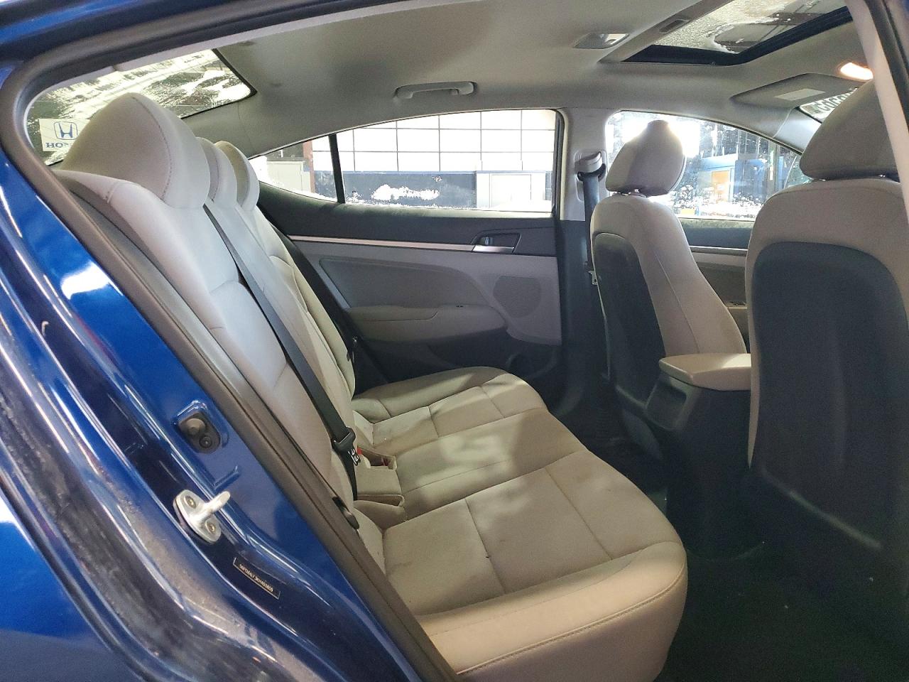 2019 HYUNDAI ELANTRA VALUE EDITION photo 10