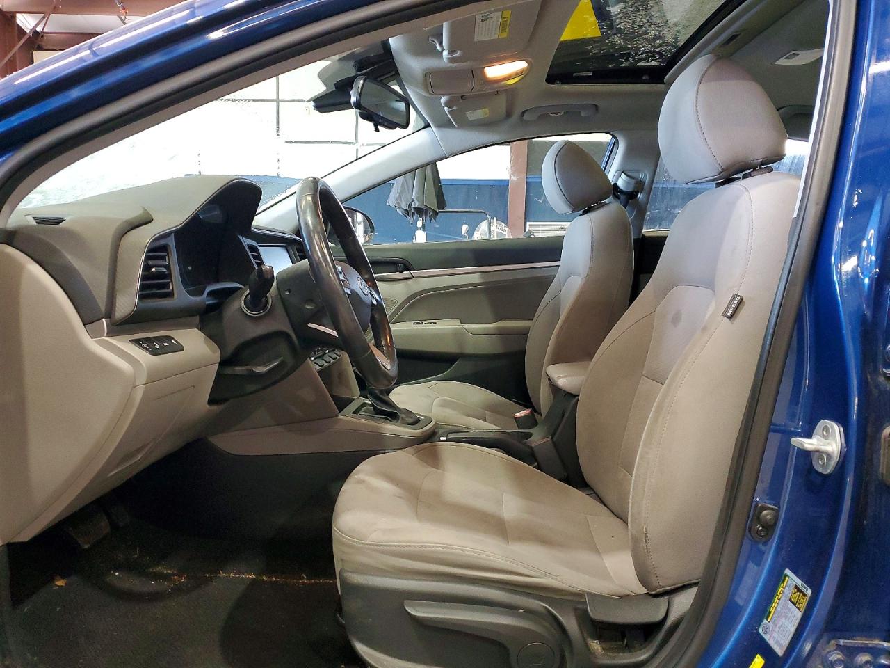 2019 HYUNDAI ELANTRA VALUE EDITION photo 7