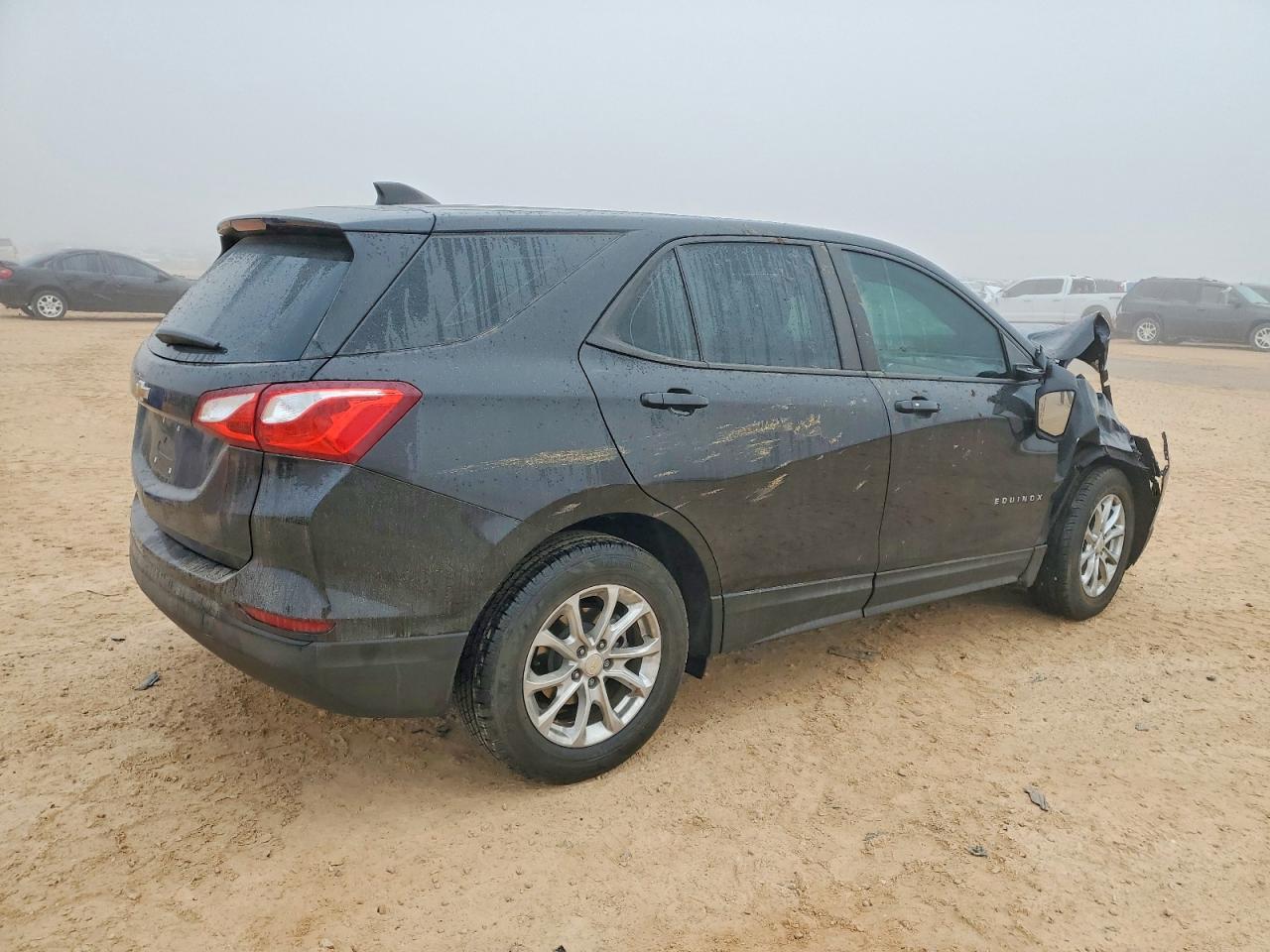 2021 CHEVROLET EQUINOX LS photo 3