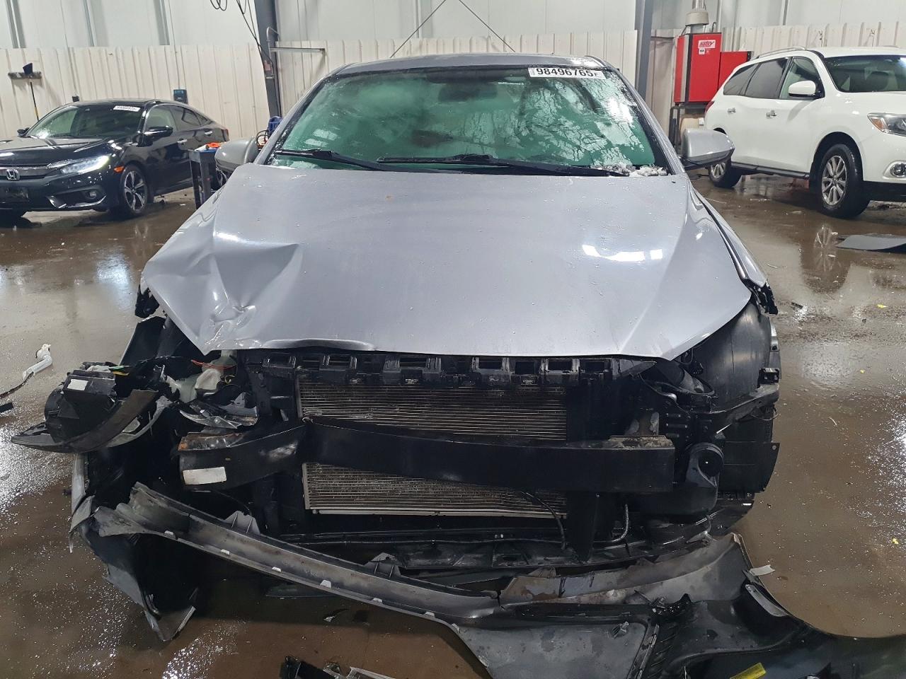 2017 HYUNDAI ELANTRA SE photo 5
