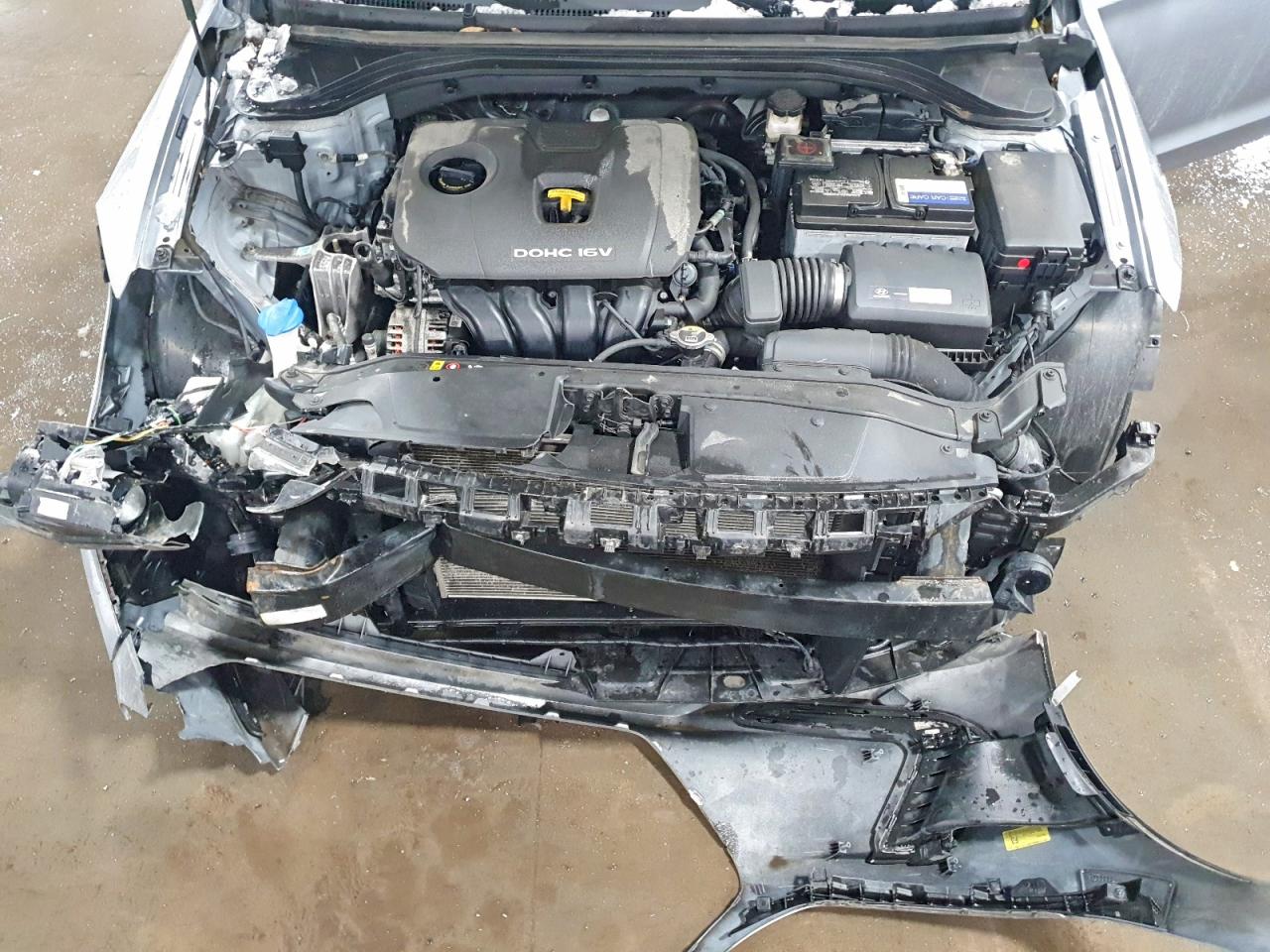 2017 HYUNDAI ELANTRA SE photo 11