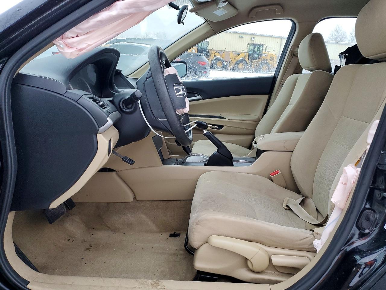 2012 HONDA ACCORD LX photo 13