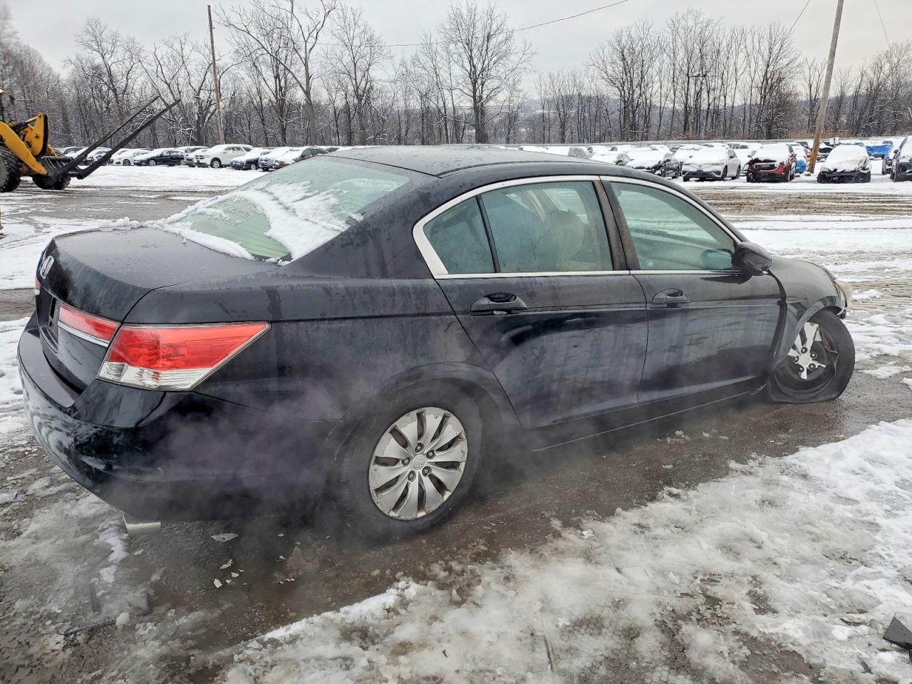 2012 HONDA ACCORD LX photo 5