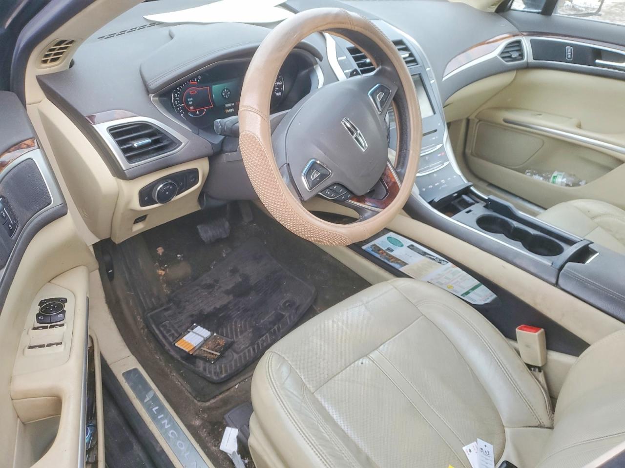 2015 LINCOLN MKZ photo 8