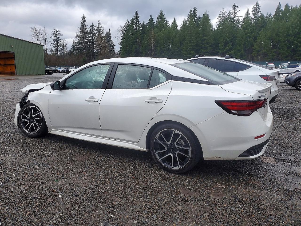 2024 NISSAN SENTRA SR photo 2