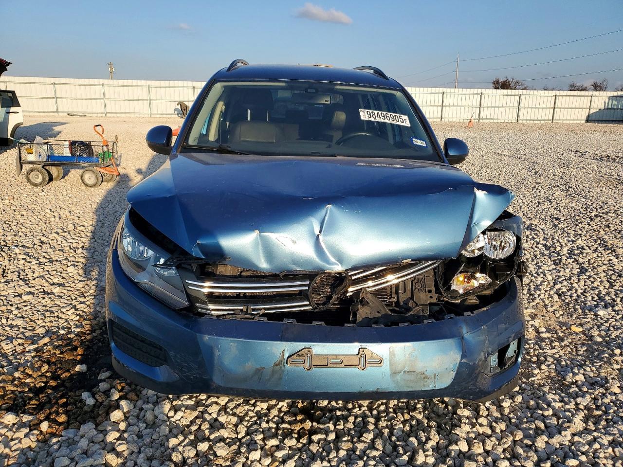 2017 VOLKSWAGEN TIGUAN S photo 5