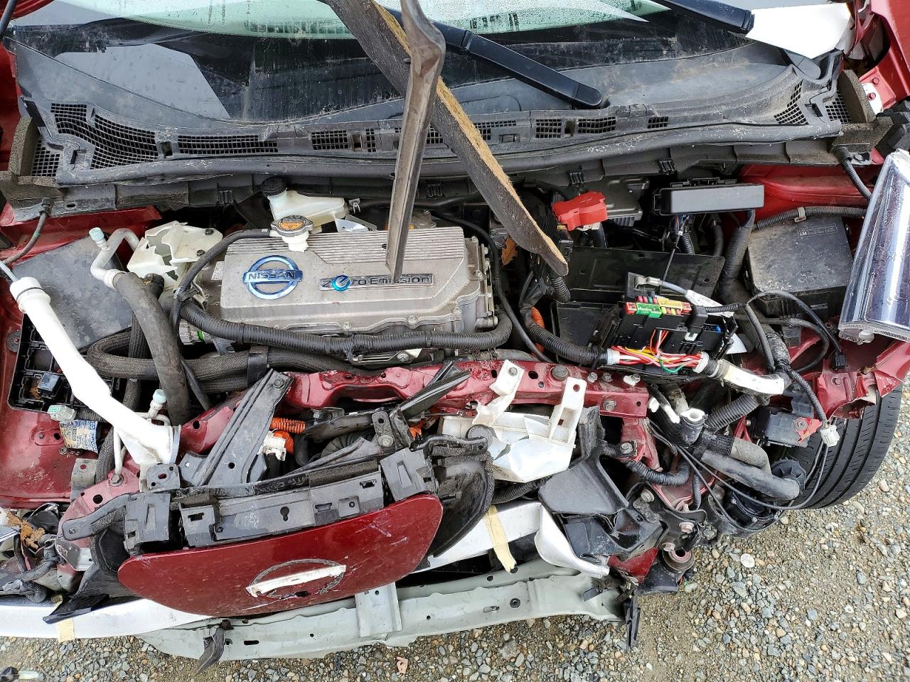 2012 NISSAN LEAF SV photo 11