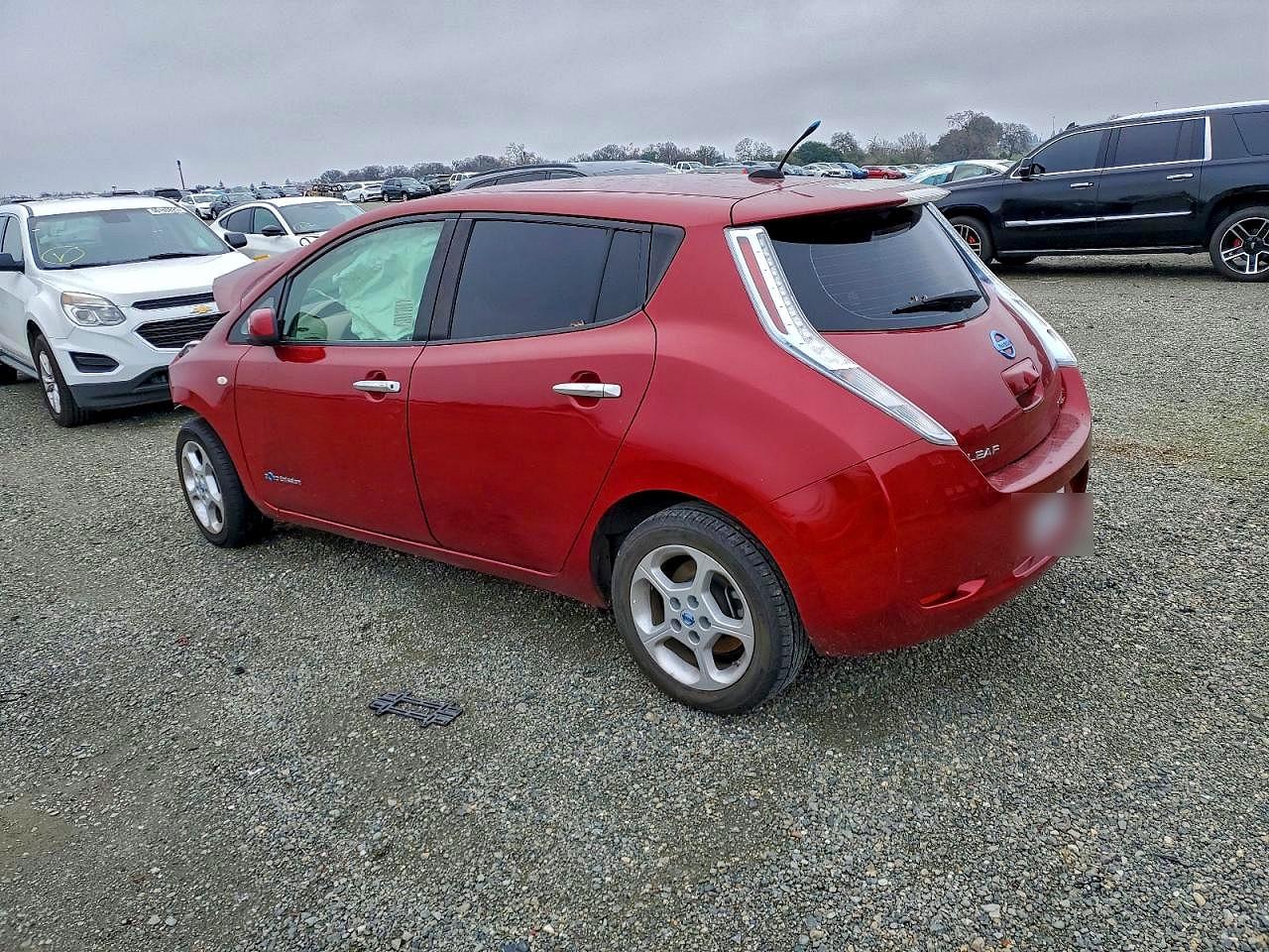 2012 NISSAN LEAF SV photo 2