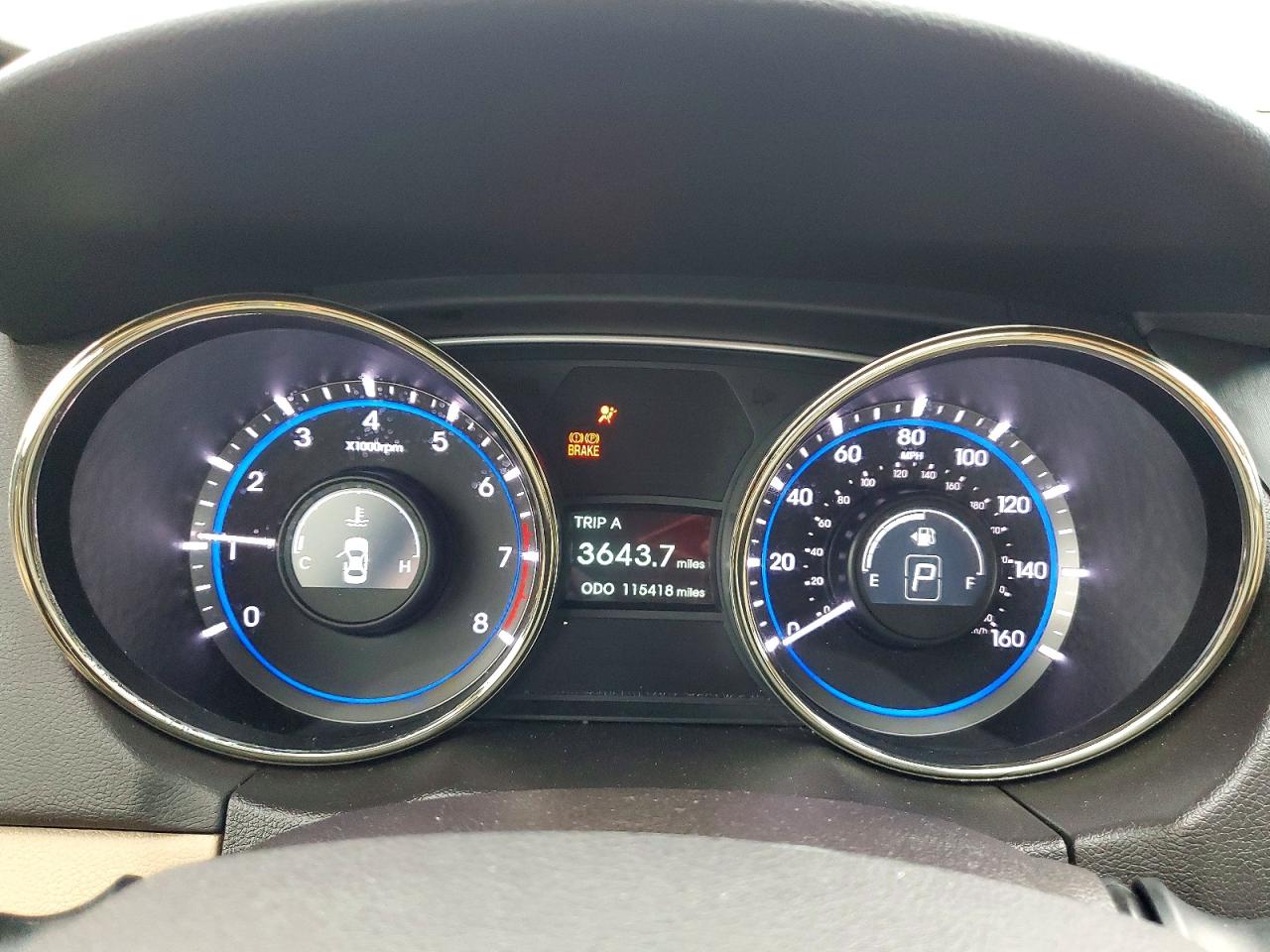 2012 HYUNDAI SONATA GLS photo 25