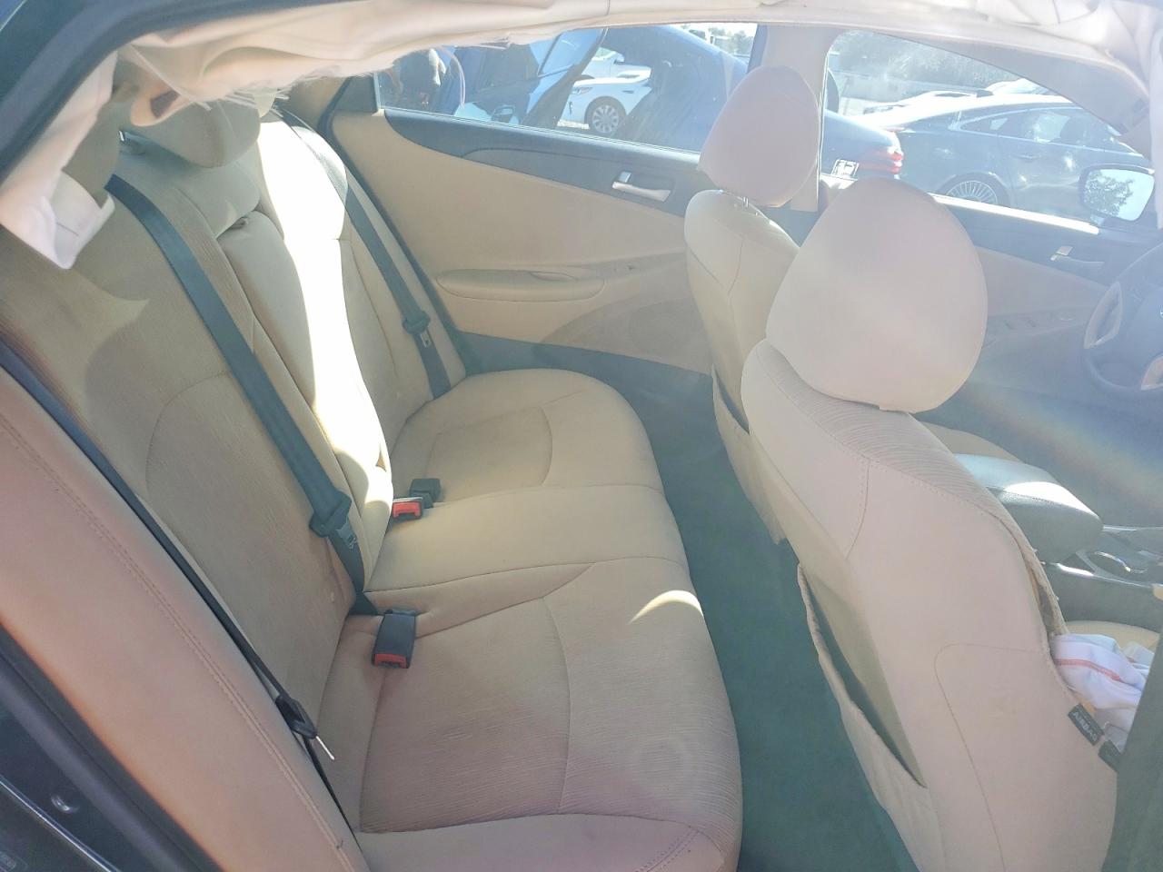 2012 HYUNDAI SONATA GLS photo 28