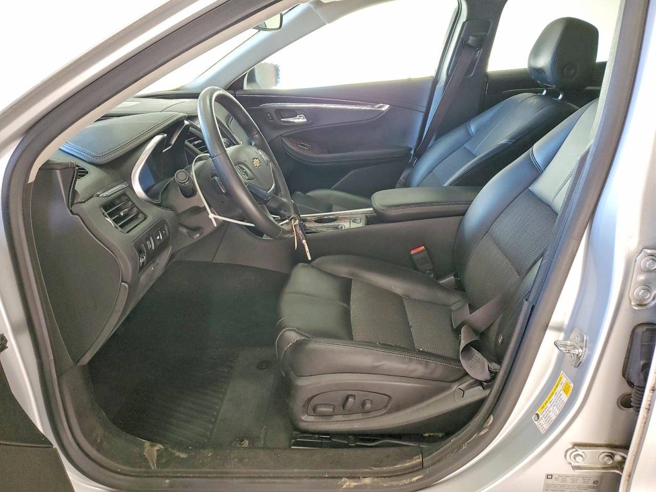 2015 CHEVROLET IMPALA LT photo 7