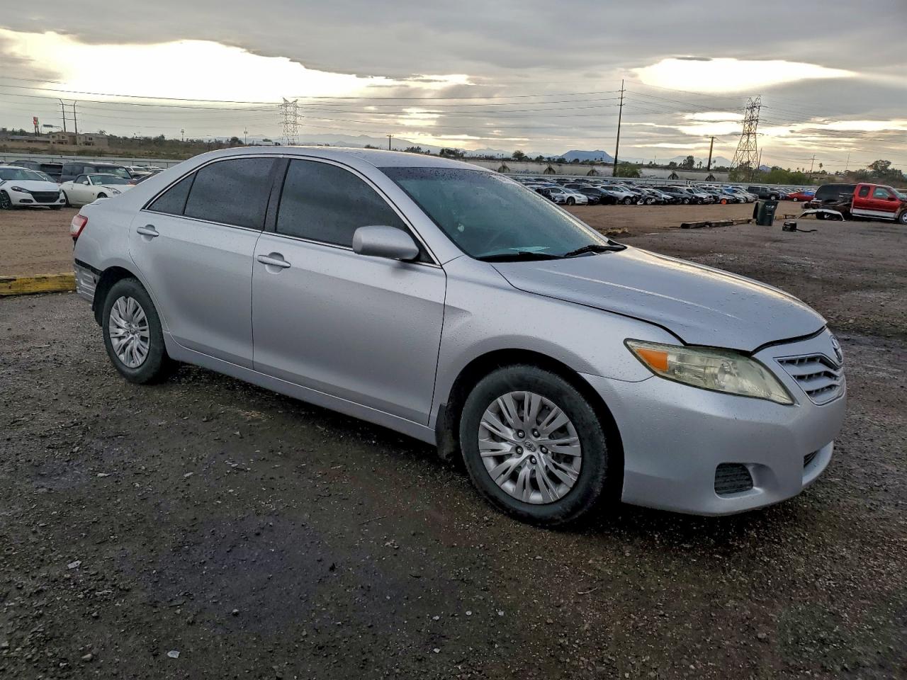 2010 TOYOTA CAMRY BASE photo 4