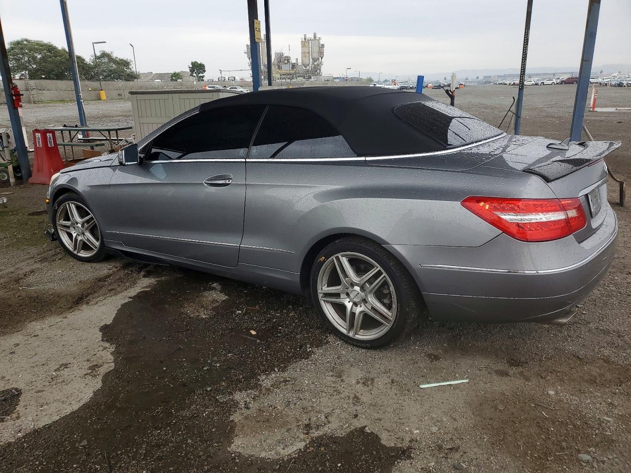 2011 MERCEDES-BENZ E 350 photo 3