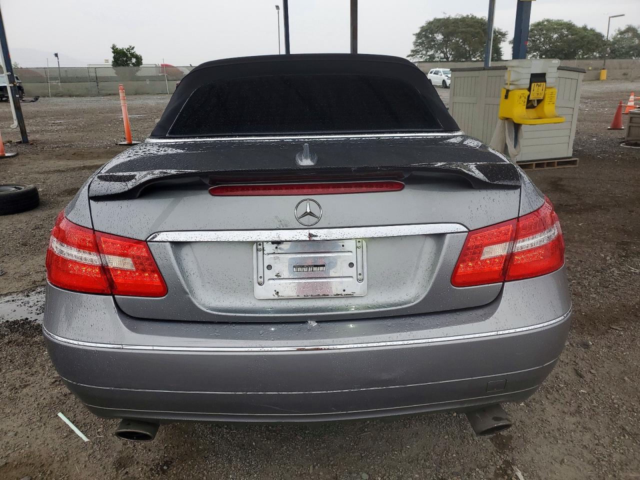 2011 MERCEDES-BENZ E 350 photo 11