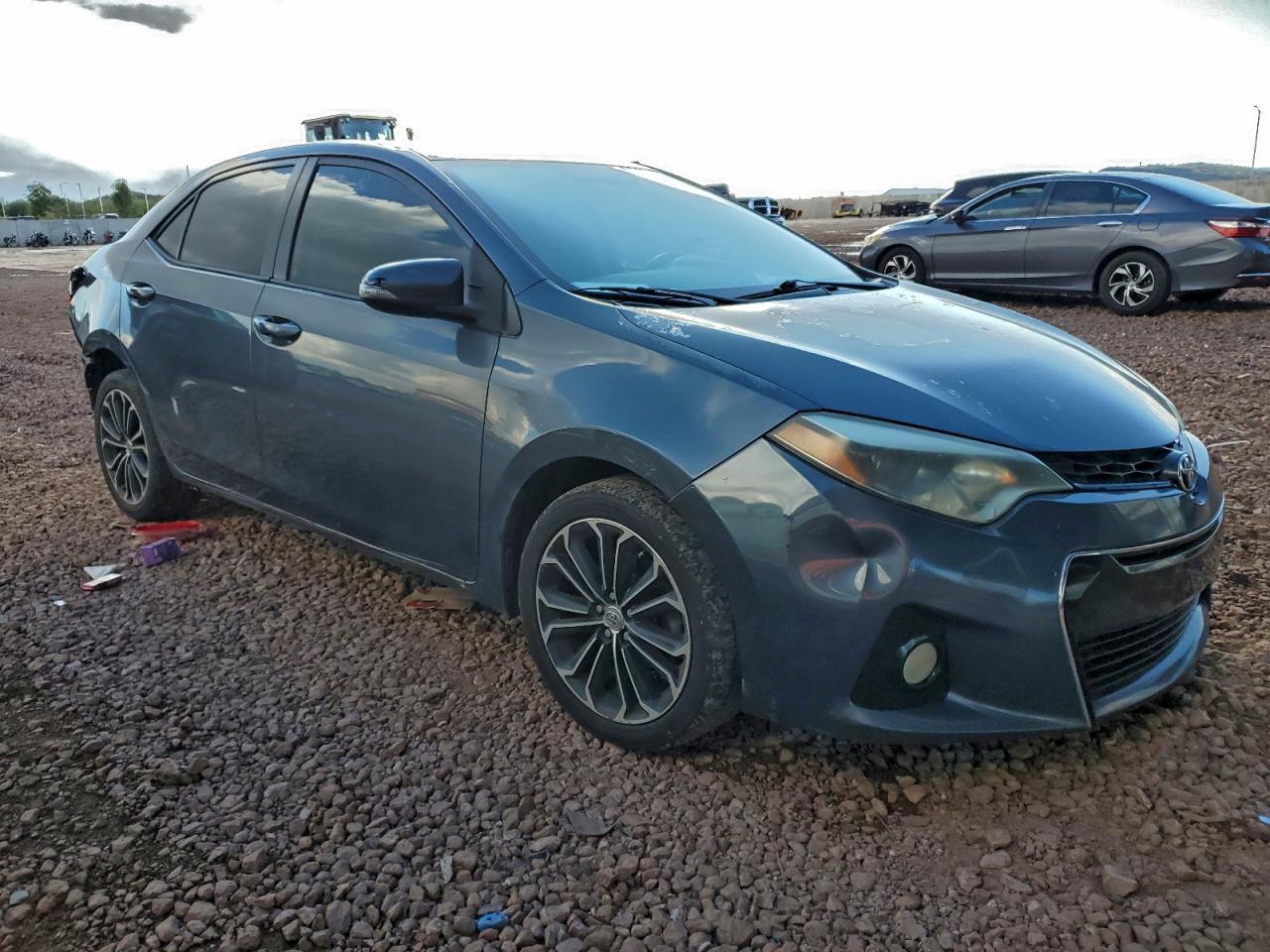 2016 TOYOTA COROLLA L photo 10