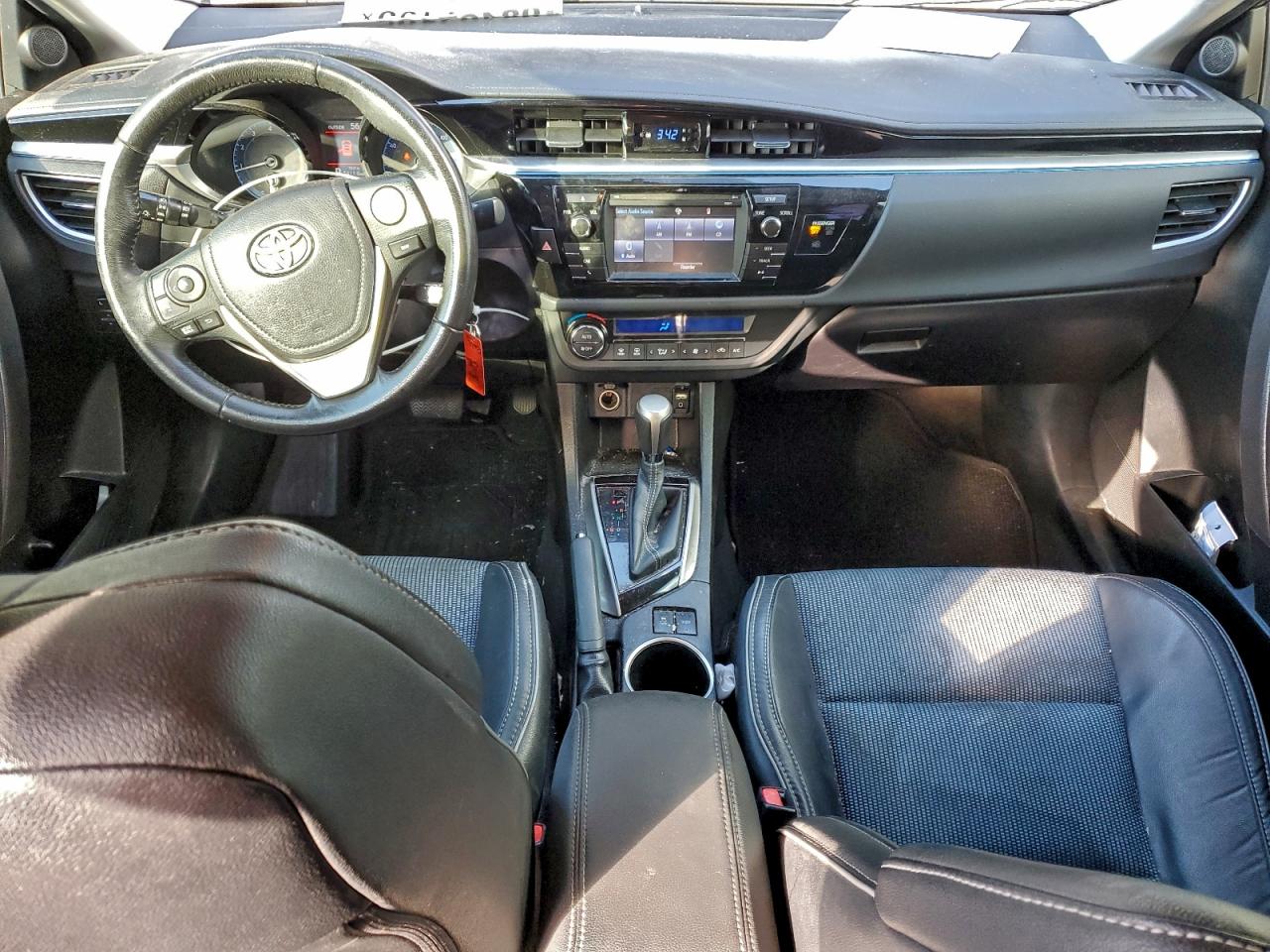 2016 TOYOTA COROLLA L photo 22