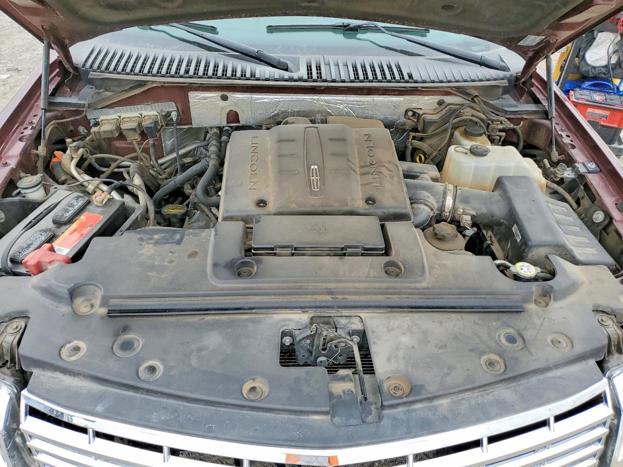 2013 LINCOLN NAVIGATOR photo 12