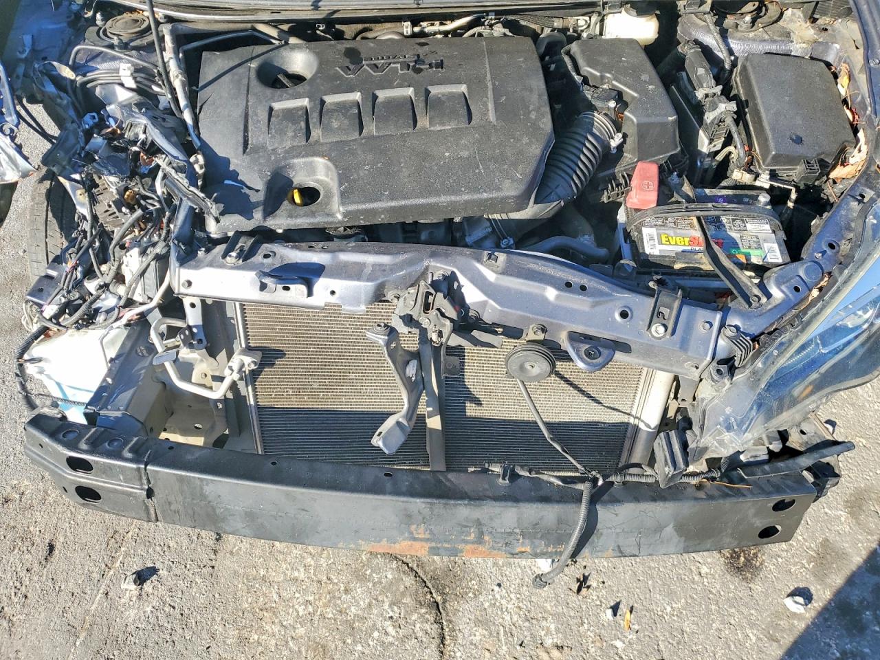2019 TOYOTA COROLLA L photo 11