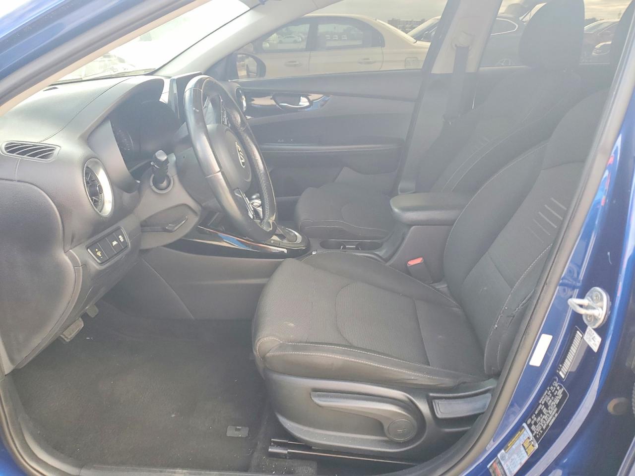 2019 KIA FORTE photo 7