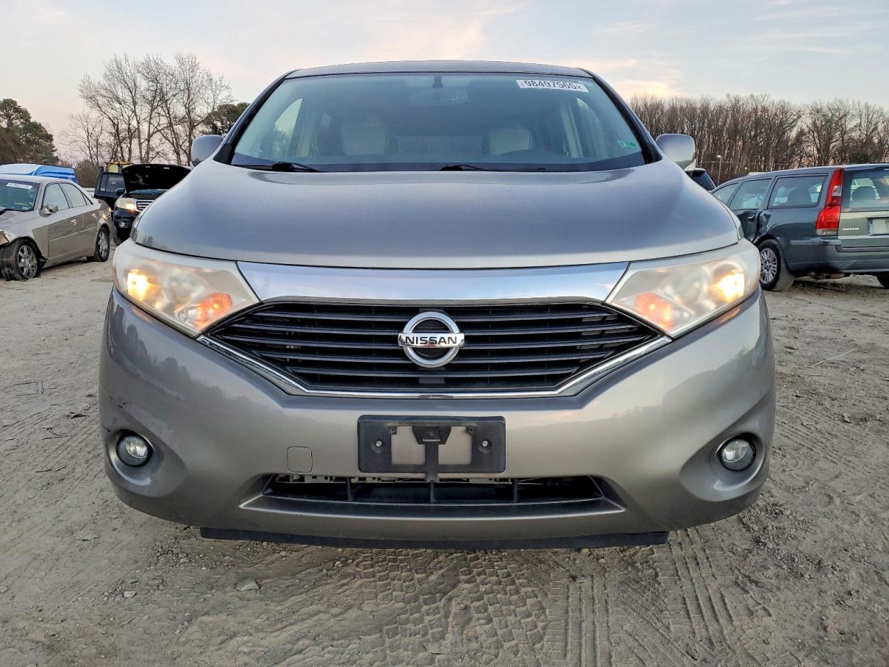 2012 NISSAN QUEST S photo 5