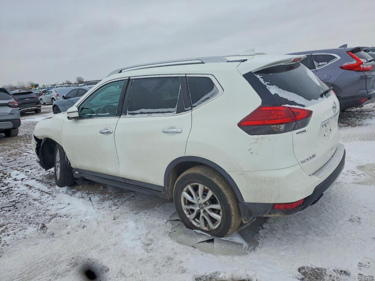 2017 NISSAN ROGUE SV photo 2