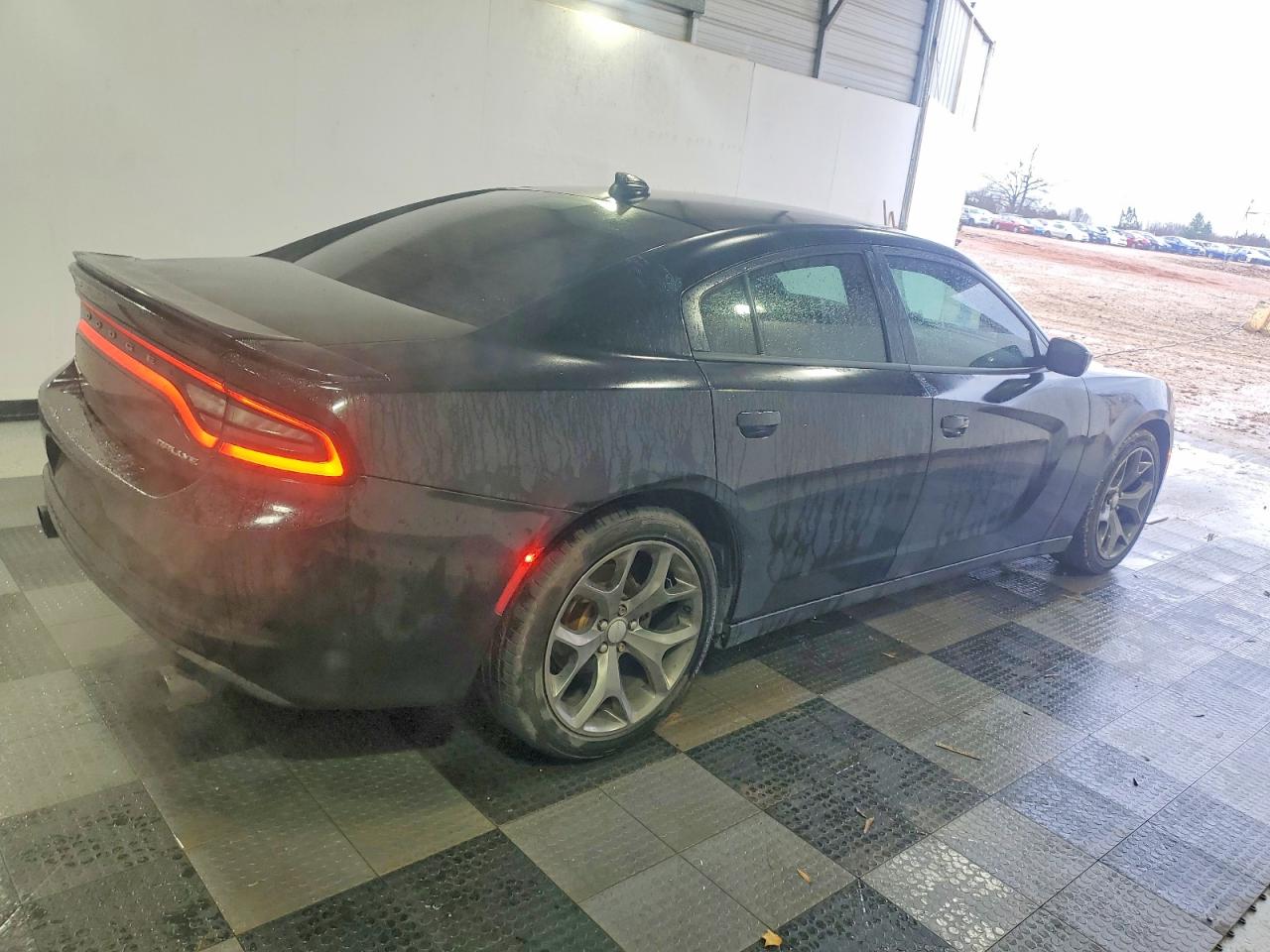 2016 DODGE CHARGER SXT photo 3