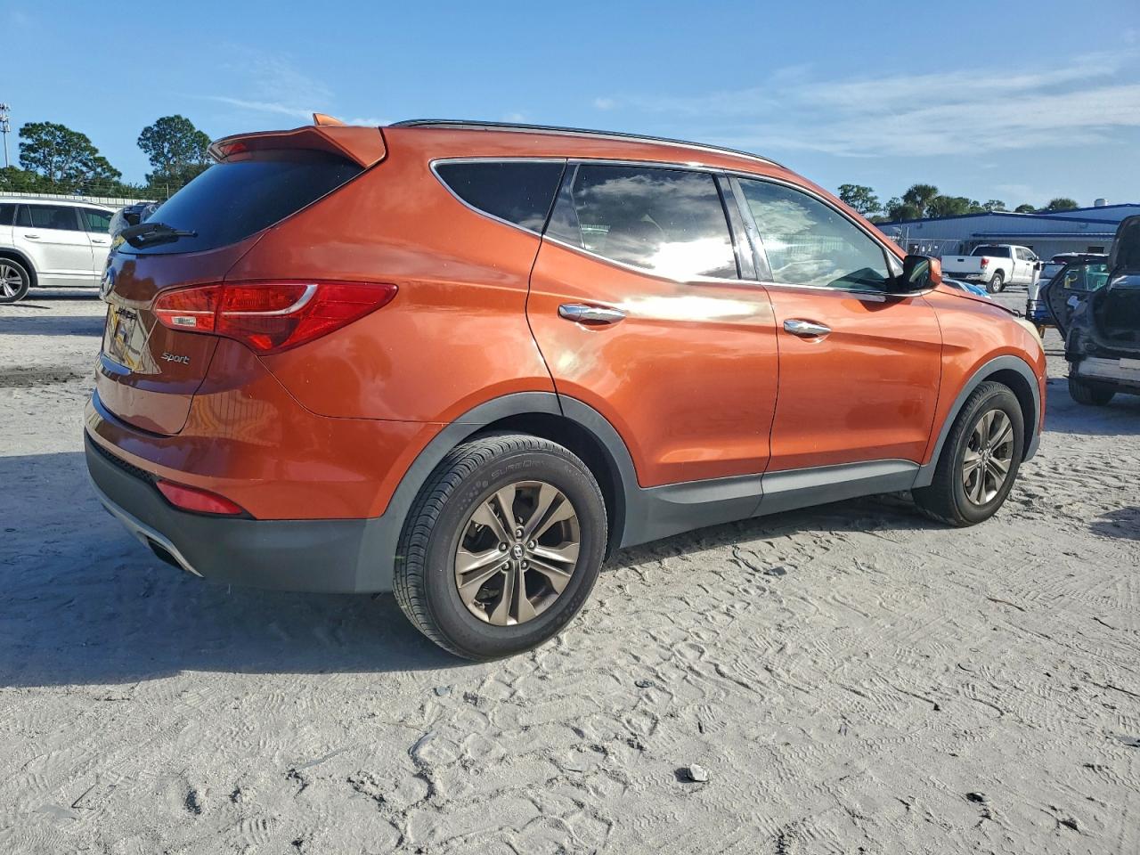 2015 HYUNDAI SANTA FE SPORT photo 3