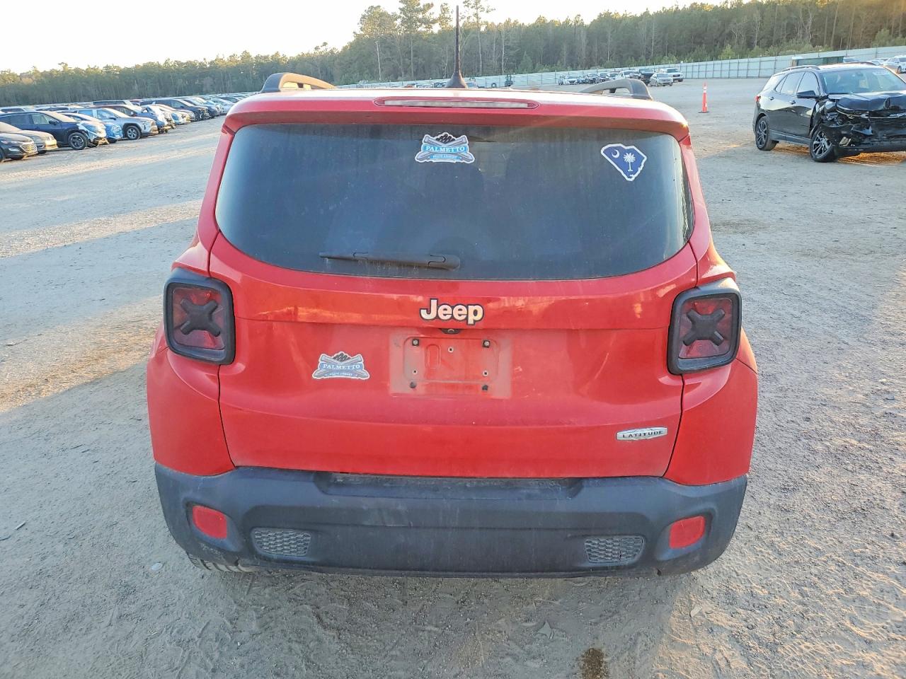 2015 JEEP RENEGADE LATITUDE photo 6