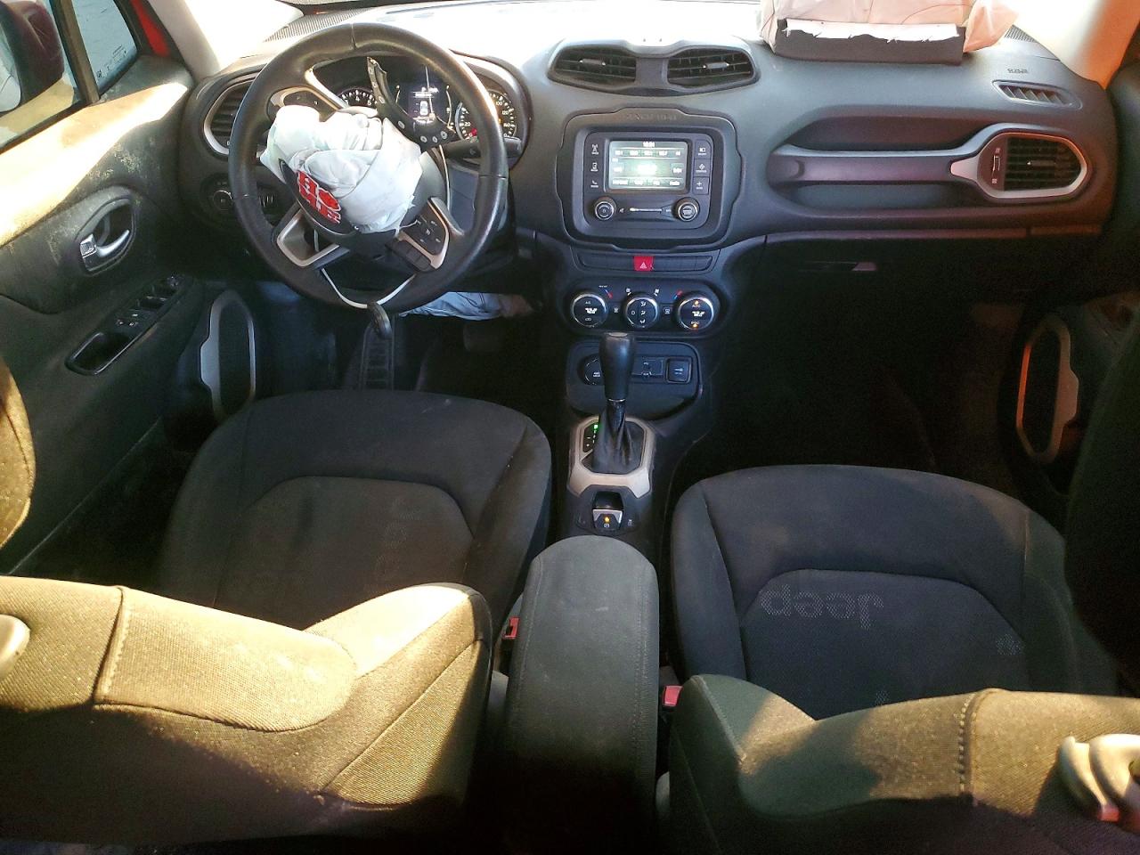 2015 JEEP RENEGADE LATITUDE photo 8