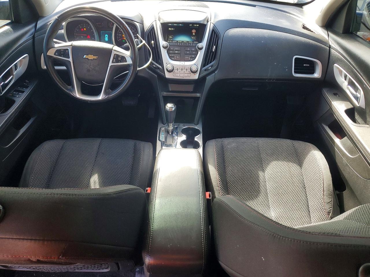 2017 CHEVROLET EQUINOX LT photo 8