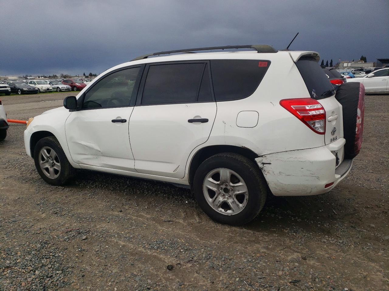 2012 TOYOTA RAV4 photo 3