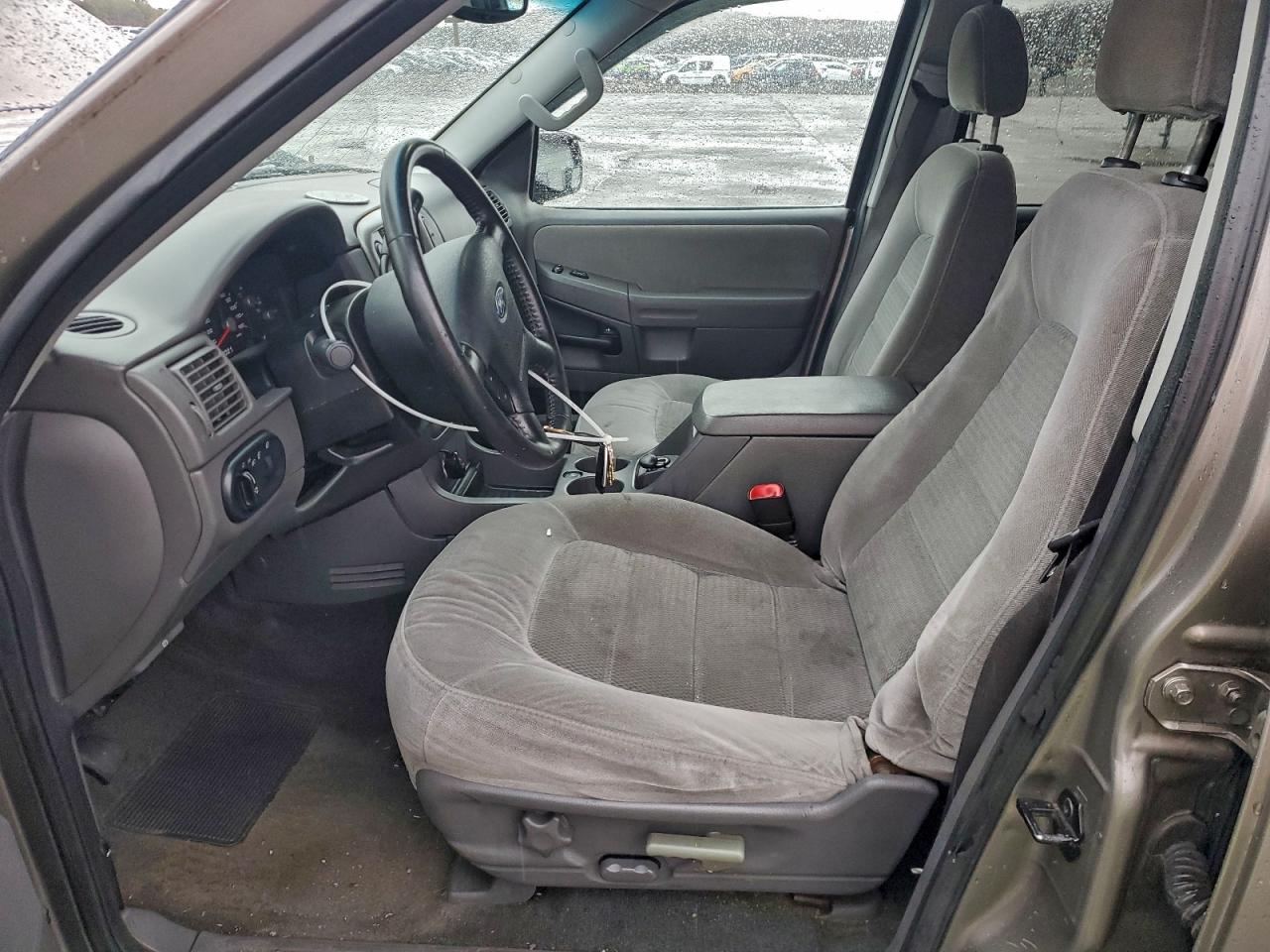 2005 FORD EXPLORER XLT photo 7