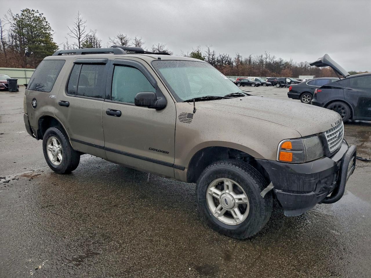 2005 FORD EXPLORER XLT photo 4