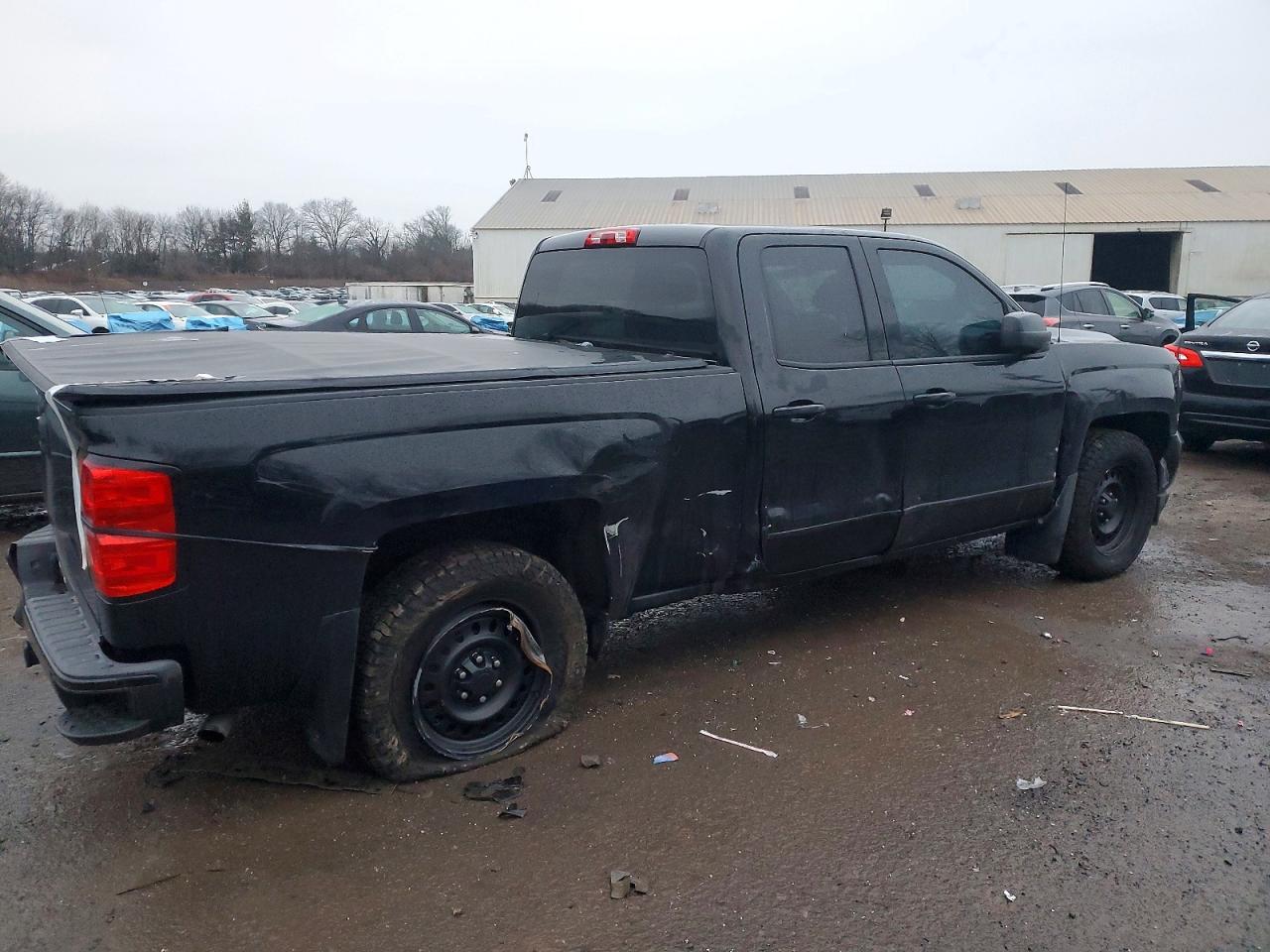 2016 CHEVROLET SILVERADO K1500 LT photo 3