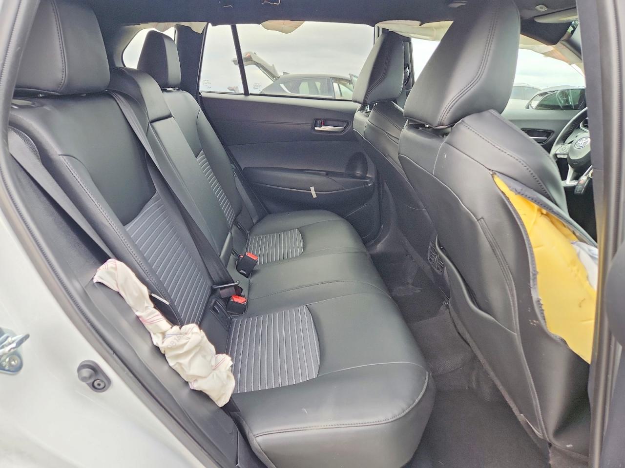 2024 TOYOTA COROLLA CROSS SE photo 11